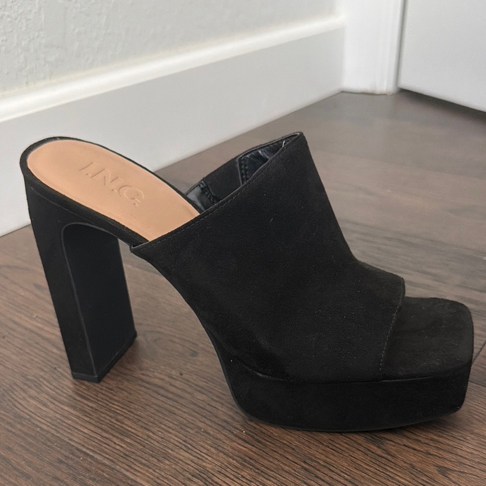 INC Rali International Concepts Black Suede Platform Mule Heels